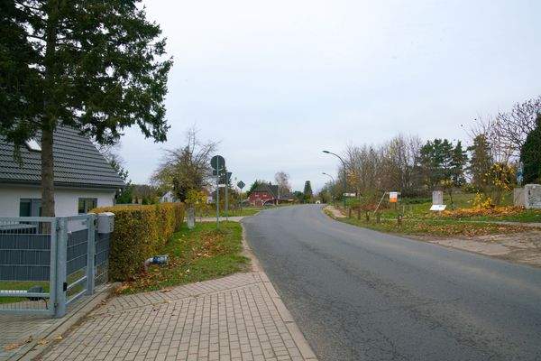 Ketziner Straße Blick nach Westen.jpg