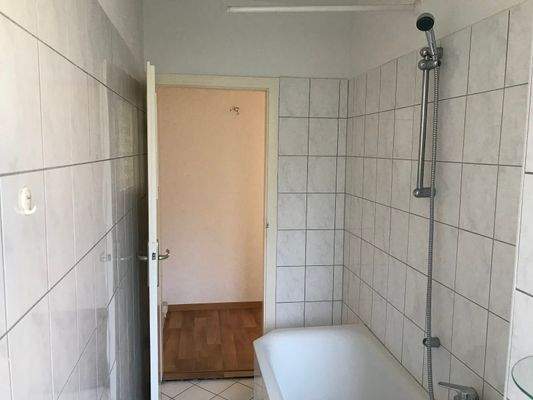 Wannenbad Rückansicht