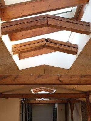 Oberlichter mit offener Balkenkonstruktion