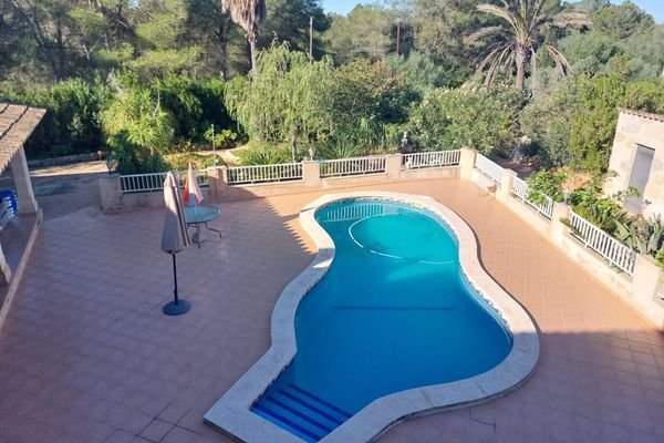 Finca mit Pool in Lloret de Vistalegre