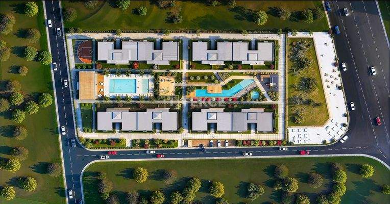 Apartments in a Secure Complex with Pool in Bursa Nilüfer
