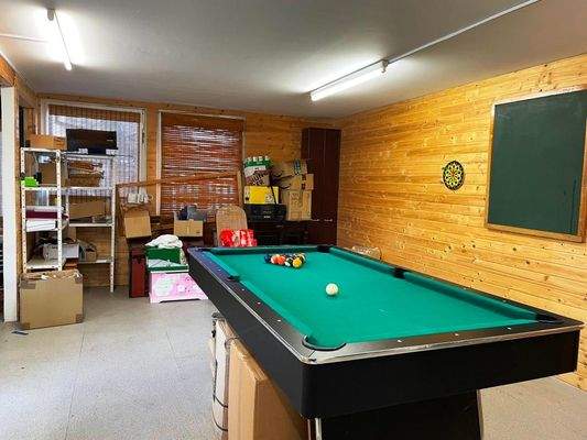 Hobbyraum im Nebengebäude.jpg