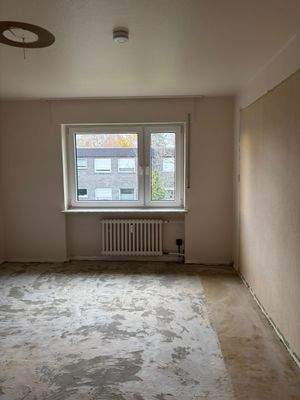 WhatsApp Image 2025-11-14 at 17.33.23 (3)