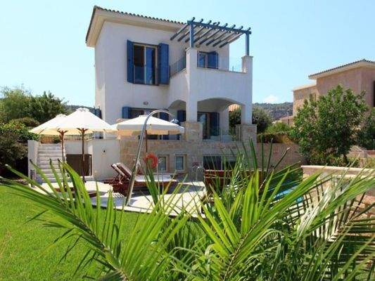 AMOROSA VILLAS  VILLA 15-33