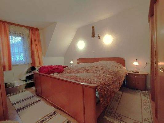 Schlafzimmer der Eltern im Obergeschoss