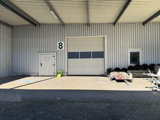 Außenansicht Halle 8