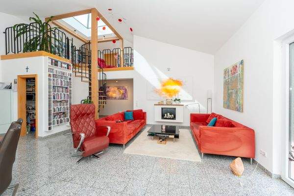 Bürogebäude (Einliegerwohnung) 