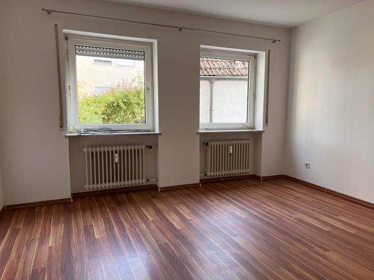 Großes Schlafzimmer