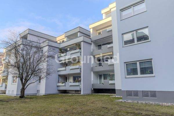 Straßenansicht Balkon