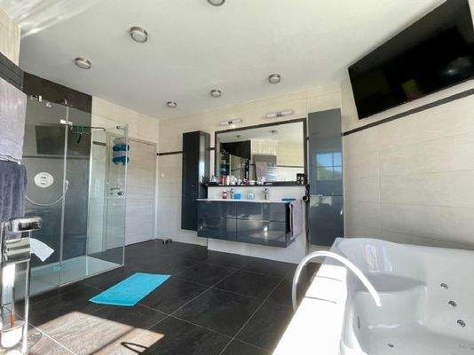 Das Badezimmer im Erdgeschoss