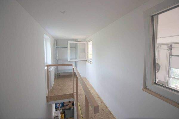 Treppenaufgang zum Lagebreich im OG