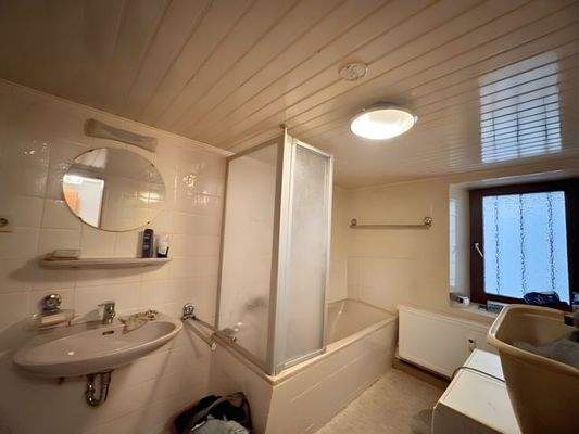 Badezimmer Wohnung 1 