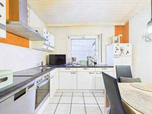 Attraktives Mehrfamilienhaus in VK-Röchlinghöhe