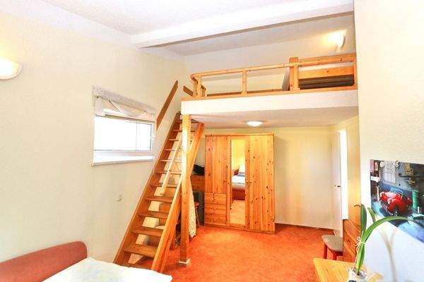 und angrenzende Gästezimmer