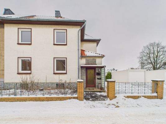 CAM03816G0-PR0122-STILL022