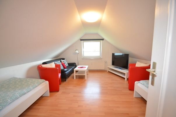 WE 4 Schlafzimmer Giebelseite