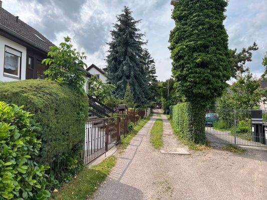 öffentliche Zuwegung zum Haus