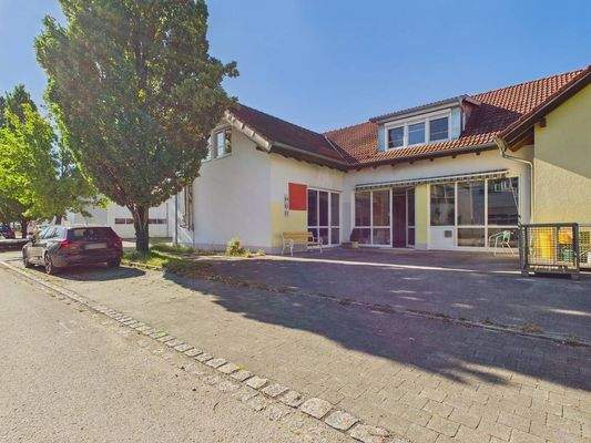 Außenansicht Gewerbeeinheit