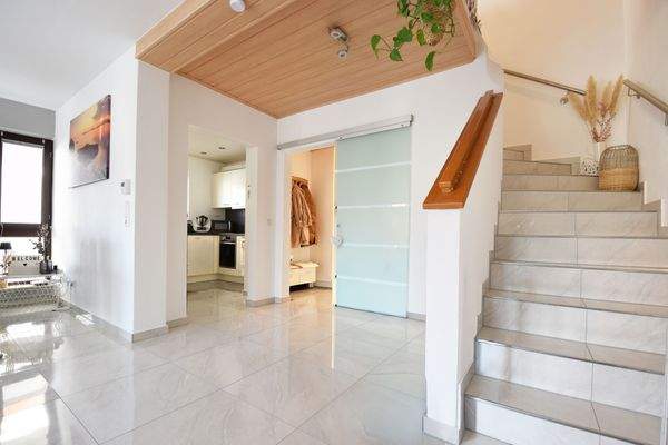 Platz für eine Ess- oder Arbeitsecke?