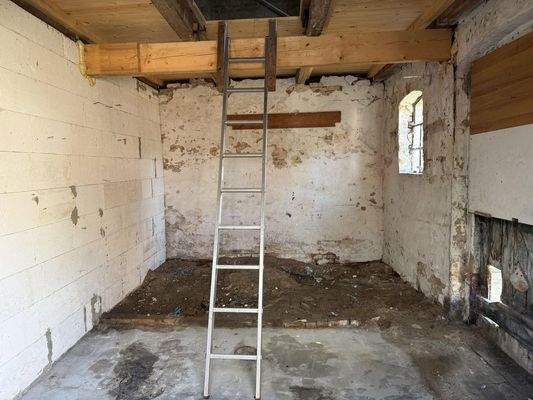 Aufgang Boden im Schuppen