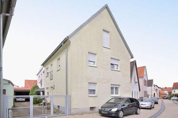 Ansicht Nachbar Straßenfront 