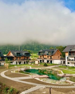 Blick auf die Holzbauanlage