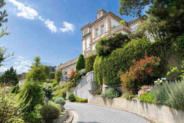 Verkehrsweg zur Villa