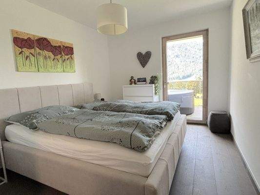 226D1E8B-2BD7-4EF5-9F69-87BD8AB47FD4