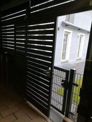 Carporttür zum Garten