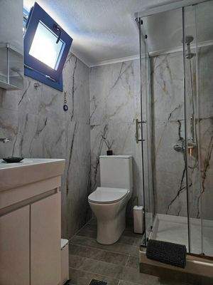 Kreta: Neu renoviertes Haus mit zwei Wohnungen in Milatos