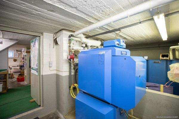 Kellerraum mit Heizung