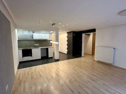 KG |&nbsp;Hobby |&nbsp;derzeit Einliegerwhg. | Blick auf Kochen