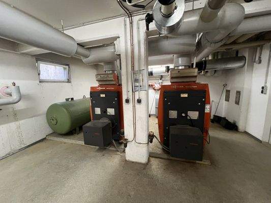 Modernste Heizungstechnik mit Viessmann-Doppelanlage - Zukunftssicher und effizient!