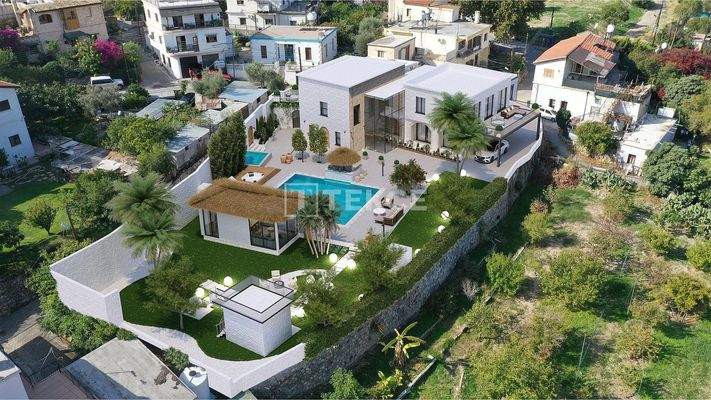 Traditional Stone Arch Villa with Sea View in Lapta