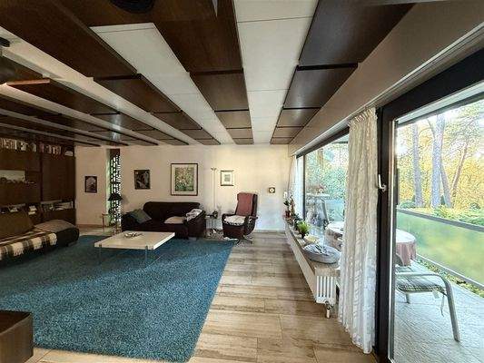 Wohnbereich mit Balkon