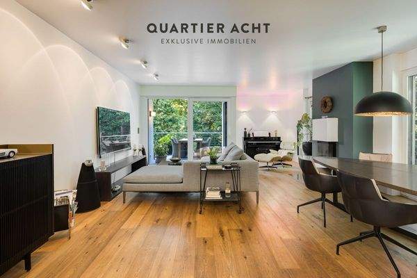 QVIII - WOHN- UND ESSBEREICH MIT BLICK INS GRÜNE