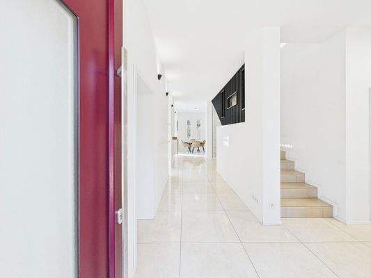 Hauseingangsbereich und Flur