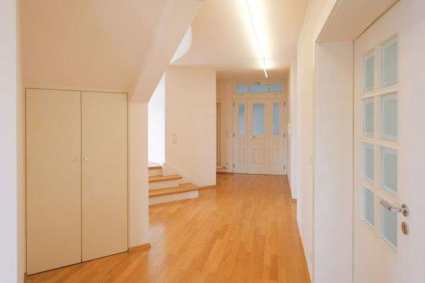 Diele - Blick zum Eingang