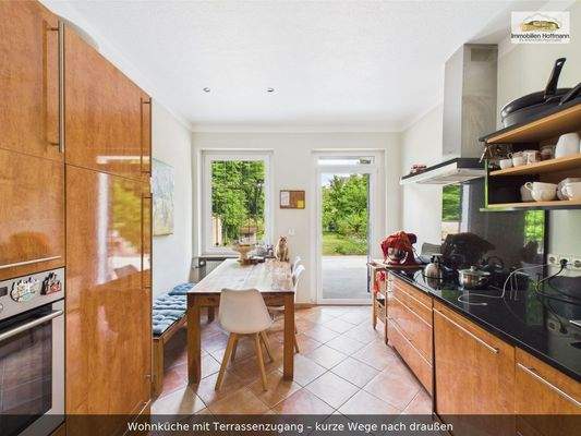 03_Wohnküche_mit_Terrassenzugang_kurze_Wege