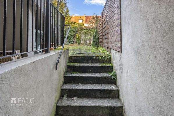 Kellertreppe zum Garten