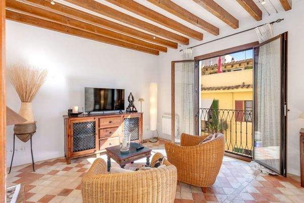 TV-Ecke mit authentischen Details