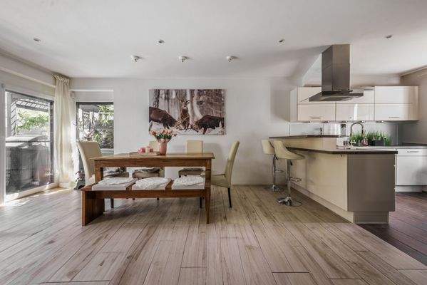 Wohn- und Essbereich EG