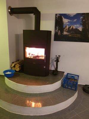 Wohnzimmer - Kachelofen