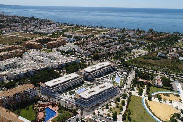 C2_Mare-apartments-San Pedro de Alcantara-Marbella-aerial_Sept23