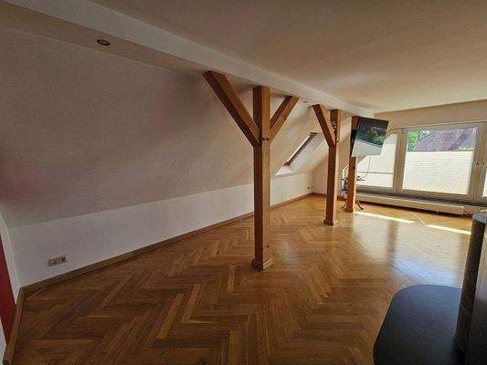 Wohnzimmer im DG.jpg