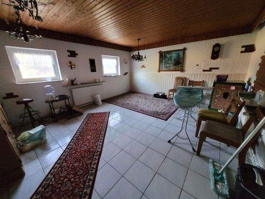 Zimmer im Untergeschoss