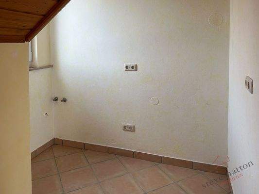 DG Wohnung Küchenanschlüsse