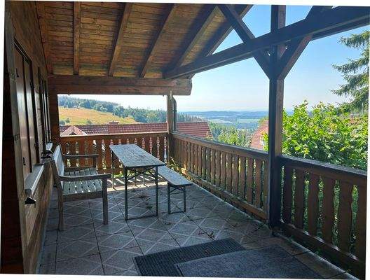 Terrasse mit herrlichem Ausblick