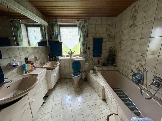 Bad im Obergeschoss