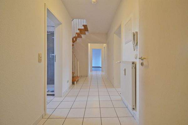 Flur in Richtung Wohnzimmer